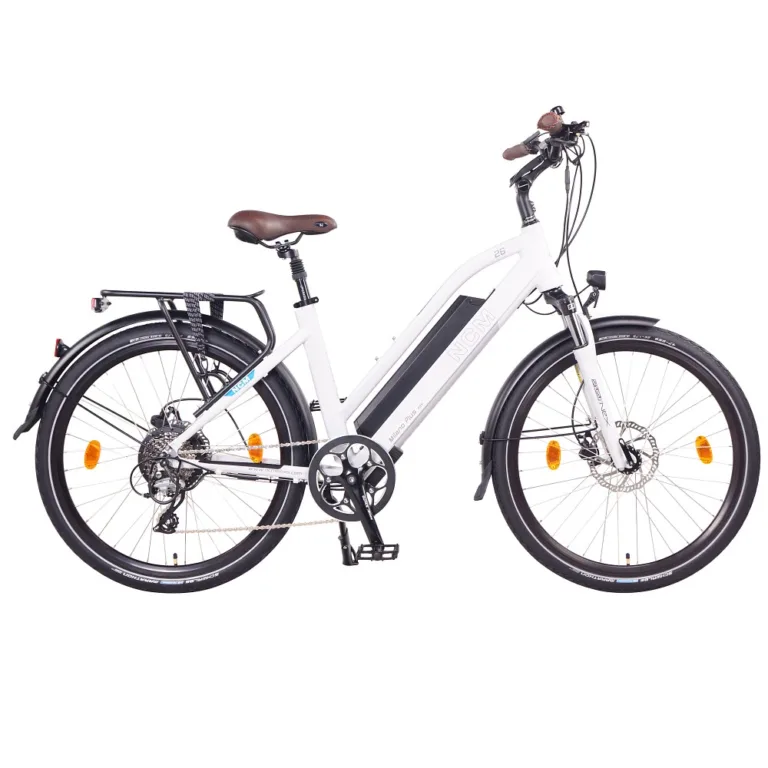 NCM Milano Plus E-Trekkingbike Weiß 26 Zoll – vielseitiges E-Trekkingbike für Stadt, Pendeln und Ausflüge