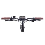 Nahaufnahme des Lenkers eines E-Bikes der Marke ET.Cycle F1000