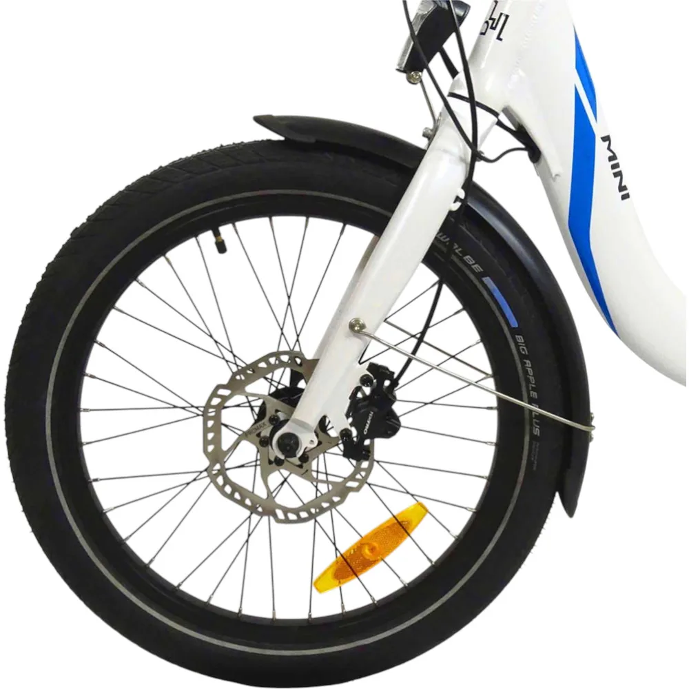 Reifen eines UrbanBiker Mini E-Bikes – Seitenansicht
