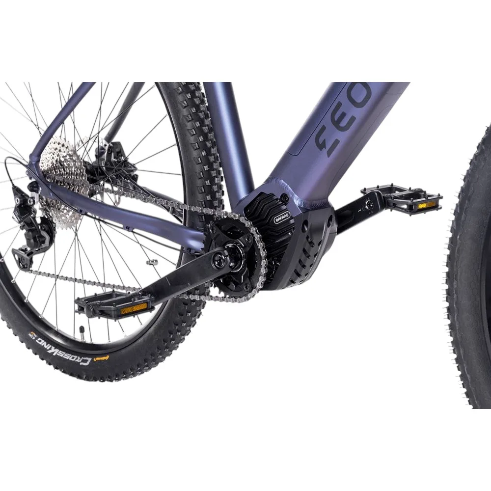 Detailansicht des Mittelmotors der Marke Bafang am Eonic One MTB Adventure E-Bike