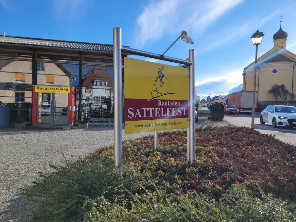 E-Bikes kaufen in Inzigkofen – Radladen Sattelfest Außenansicht