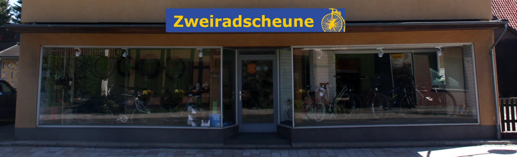 E-Bikes kaufen in Rehburg-Loccum – Zweiradscheune Rehburg, Eingangsbereich von außen