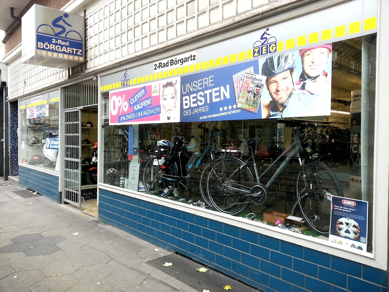 E-Bikes kaufen in Duisburg - Schaufenster von 2Rad Börgartz