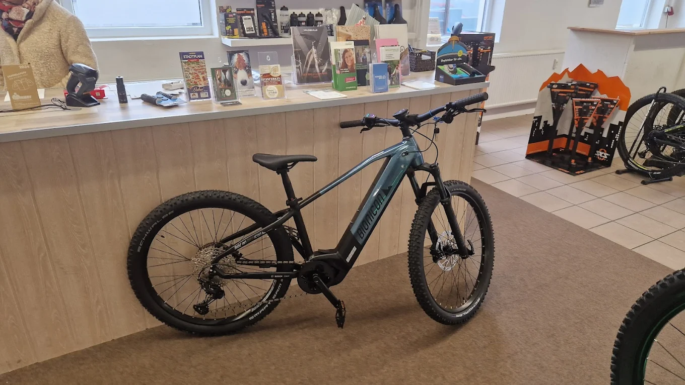 E-Bikes kaufen in Lohr am Main - Innenbereich vom E-Bike Center Lohr mit E-Bike Ausstellung